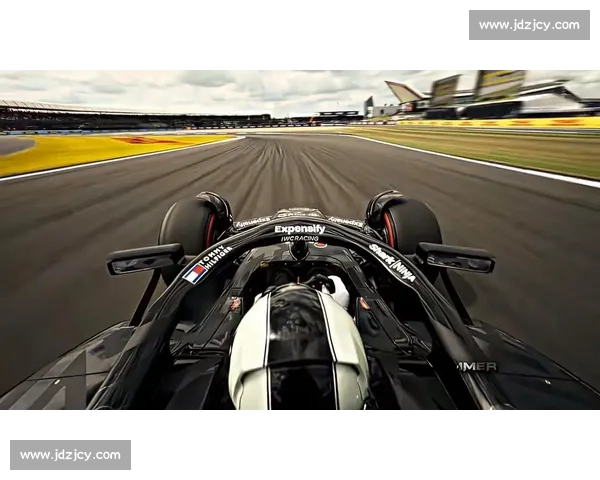 阿布扎比F1赛道全新体验揭秘速度与激情的完美交汇